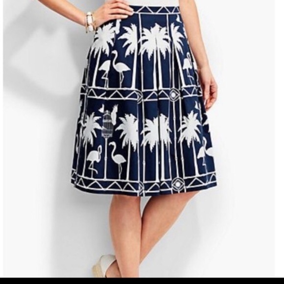 Talbots Dresses & Skirts - TALBOTS Pleated Flamingo Skirt Navy White